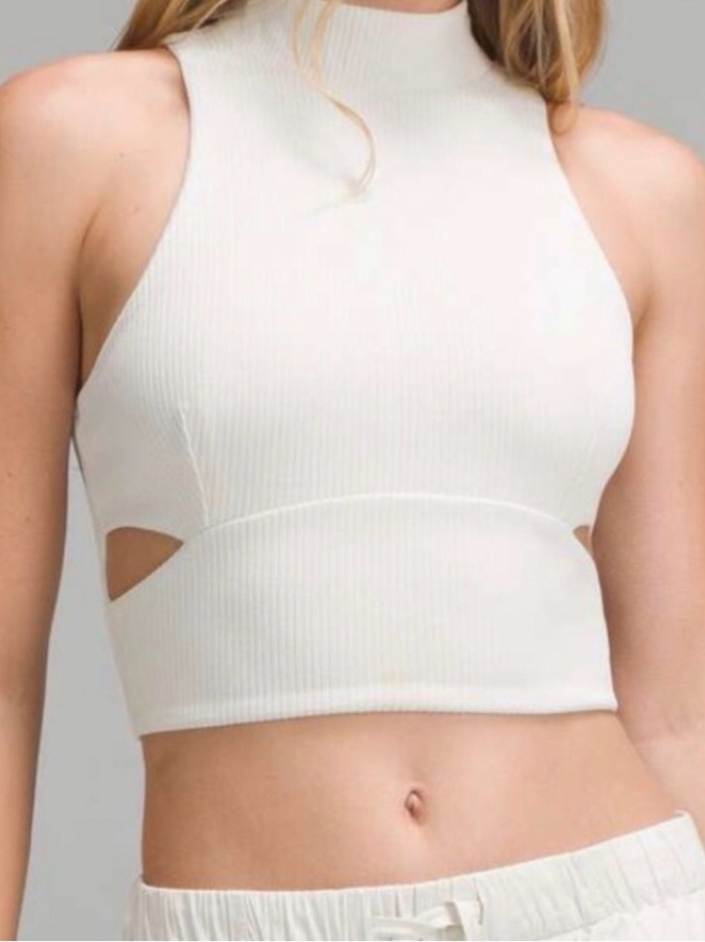 Lululemon Mock Neck Cutout Cropped top